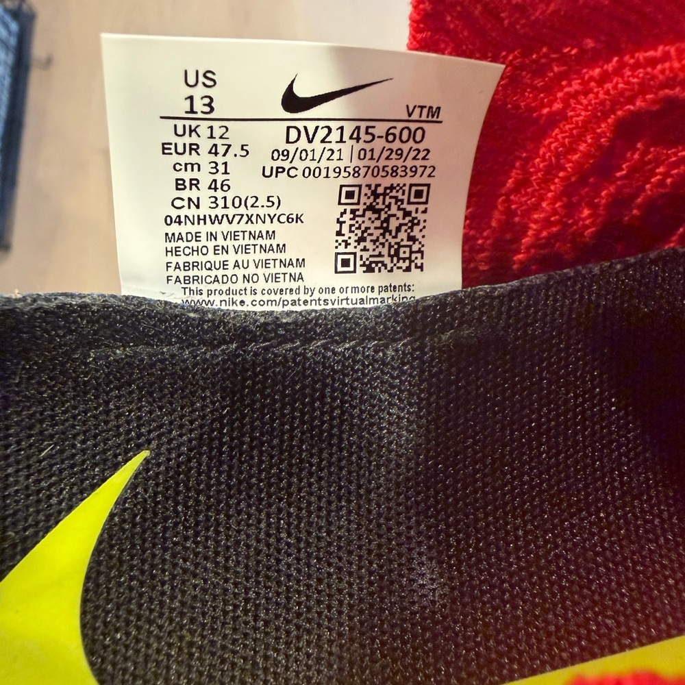 Nike Men’s React Phantom Flynit 2 - Picture 4 of 4